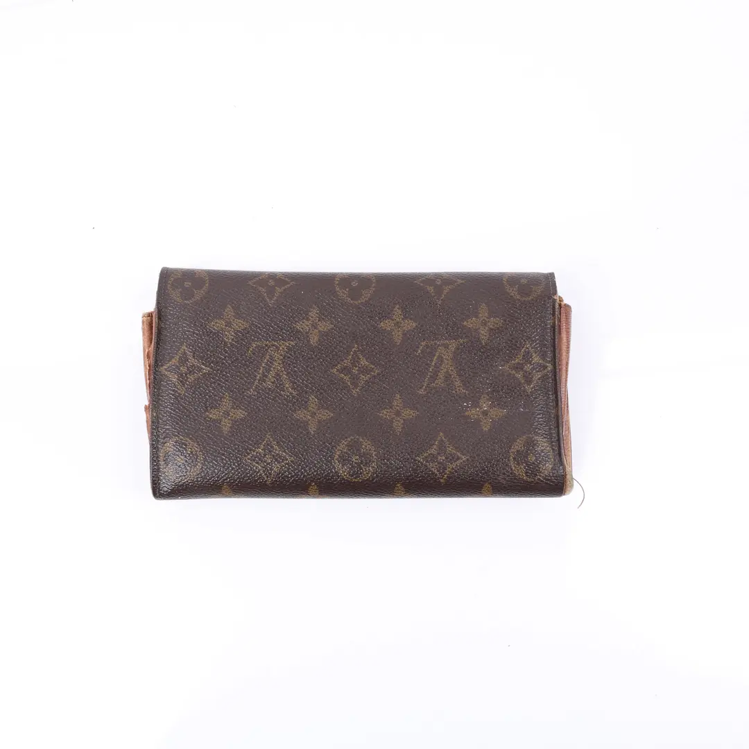 Louis Vuitton Portefeuille International Brown Monogram Wallet
