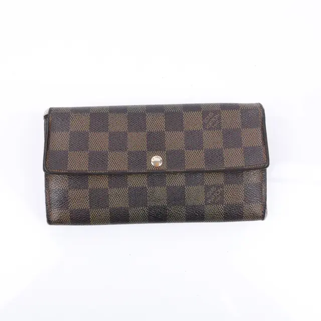 product shot — Louis Vuitton