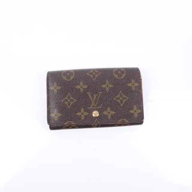 product shot — Louis Vuitton