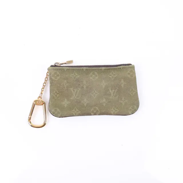 product shot — Louis Vuitton