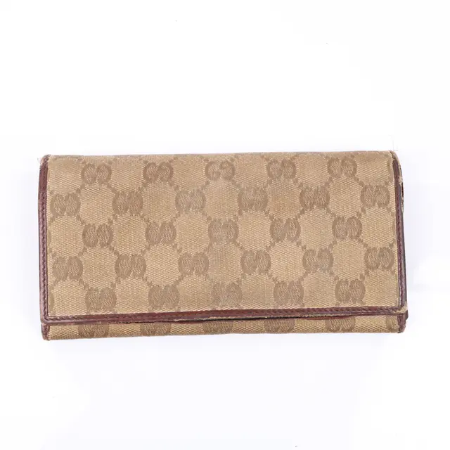 product shot — Gucci
