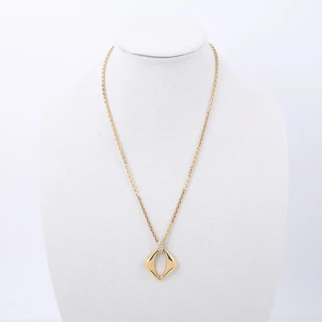 product shot — Christian Dior