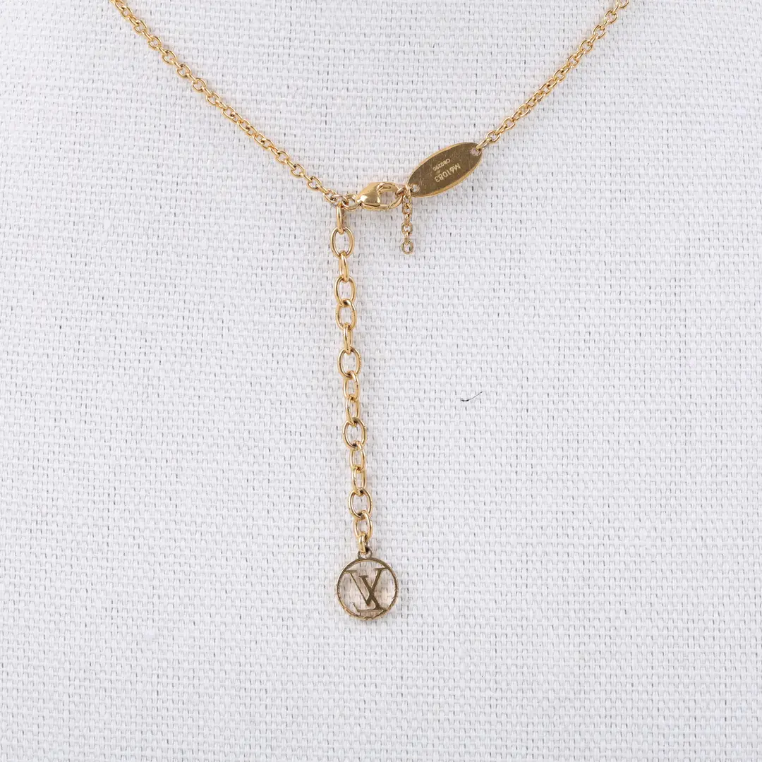 Louis Vuitton Essential V Gold Brass Necklace