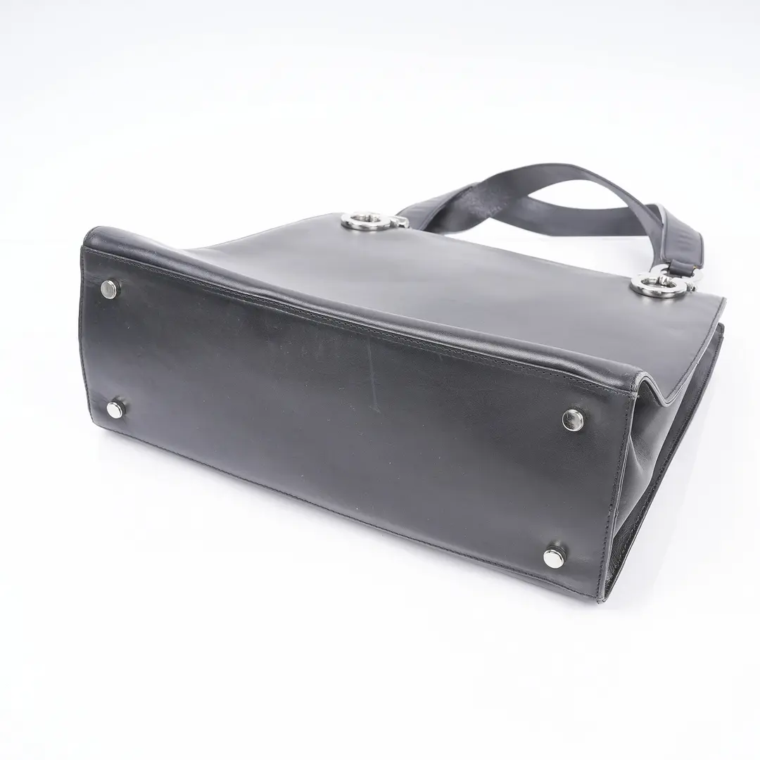 Salvatore Ferragamo Gancini Black Leather Shoulder Bag