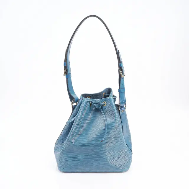 product shot — Louis Vuitton