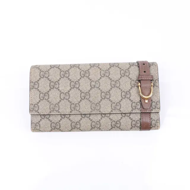 product shot — Gucci