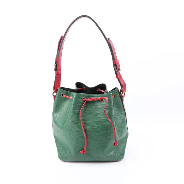 product shot — Louis Vuitton