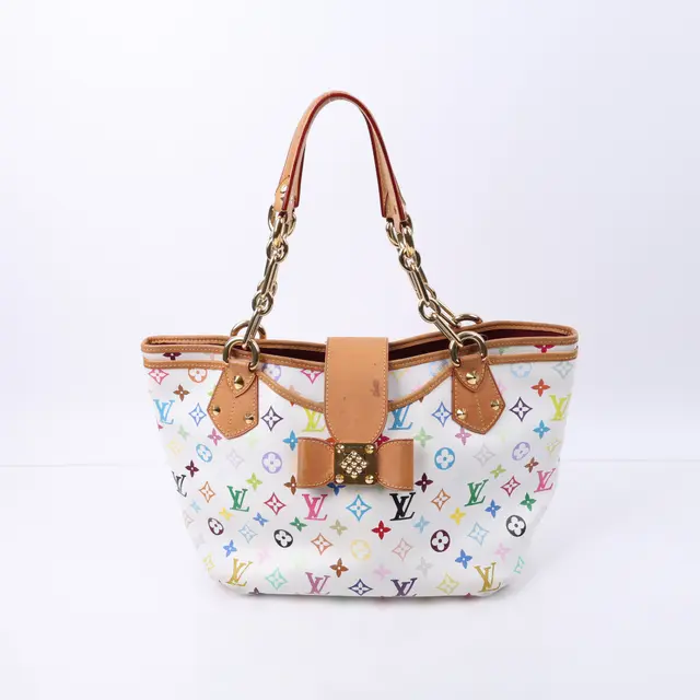 product shot — Louis Vuitton