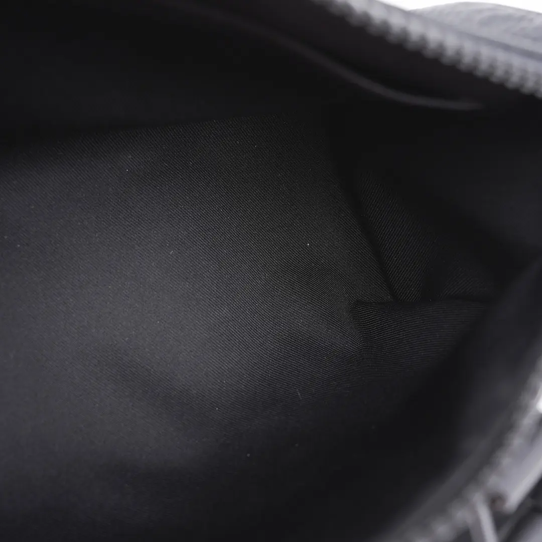 Louis Vuitton Keepall Bandouliere 25 Black Leather