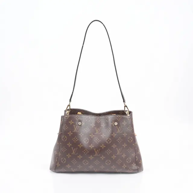 product shot — Louis Vuitton