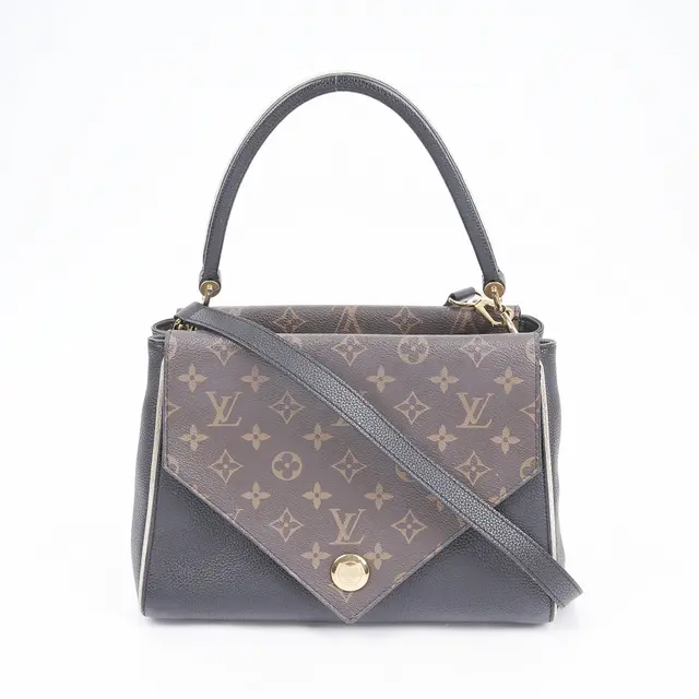 product shot — Louis Vuitton