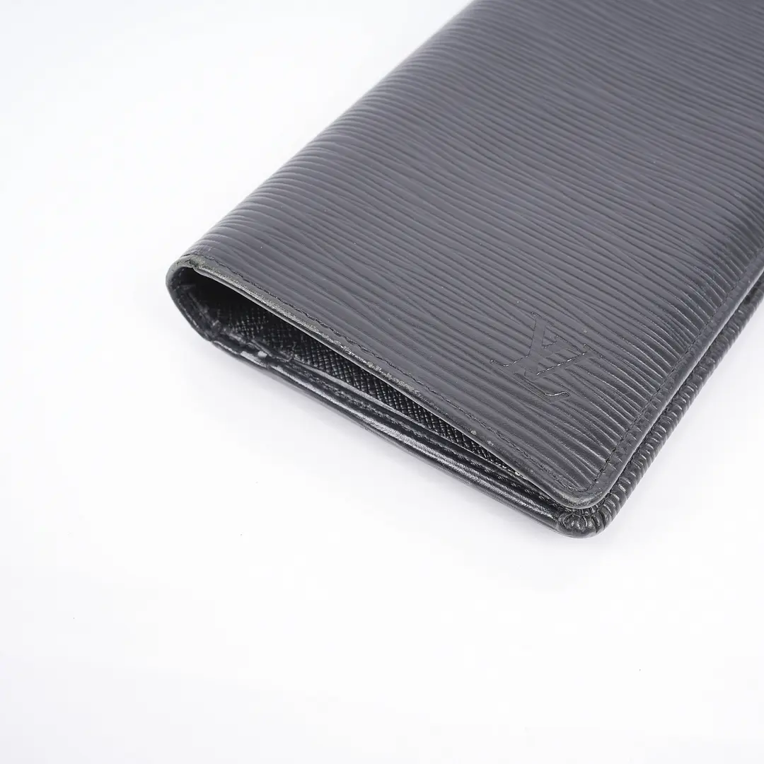 Louis Vuitton Portefeuille Long Black Epi Leather Wallet