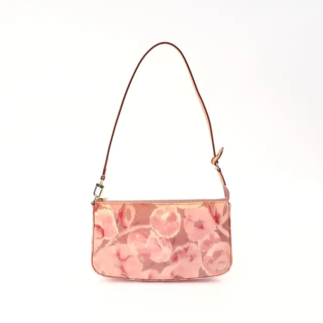 product shot — Louis Vuitton