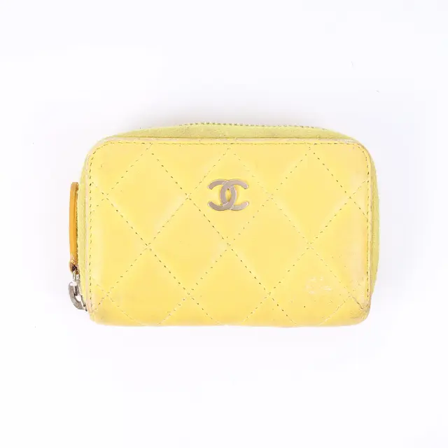 product shot — Chanel