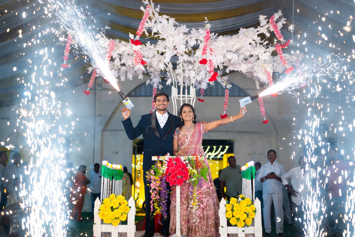 Aurowill + Bhargavi - reception