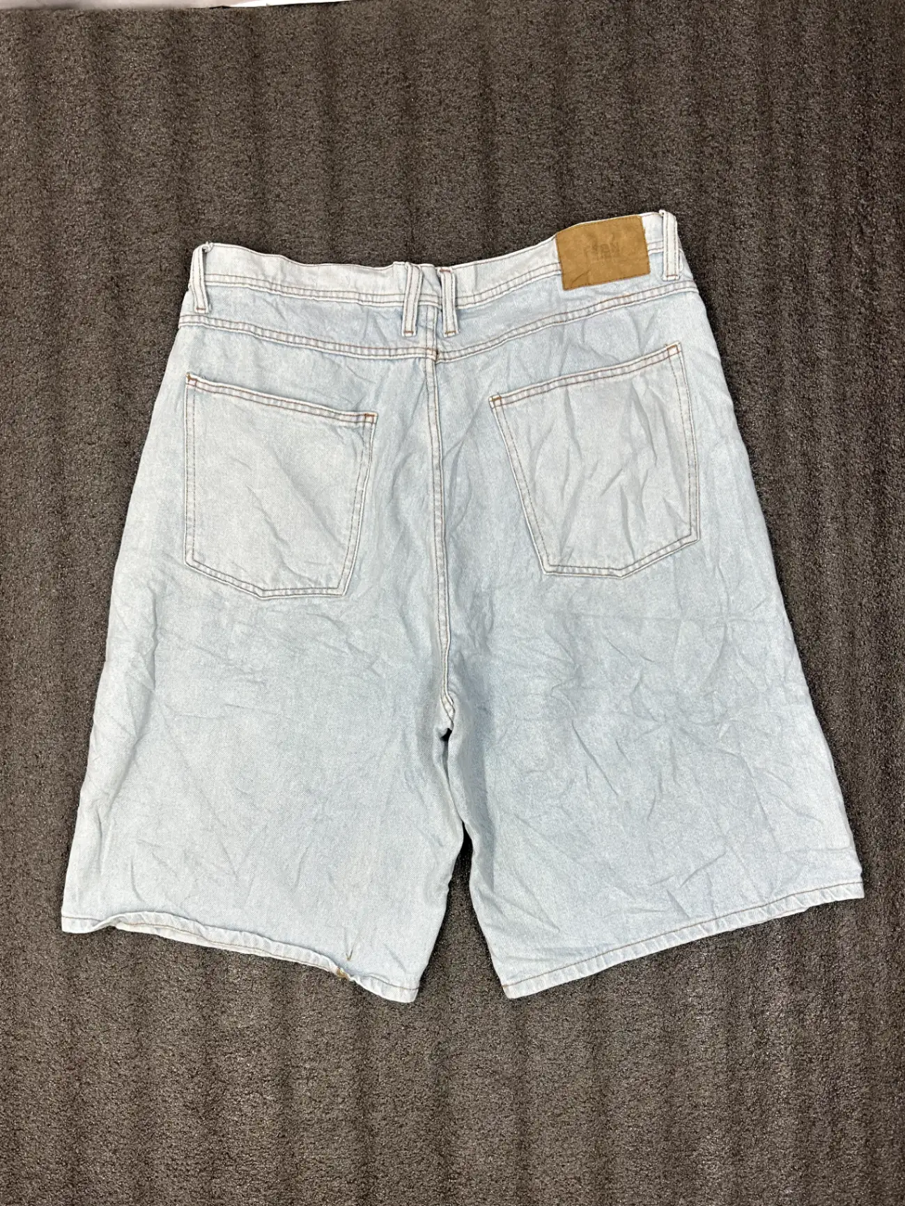 Vintage Fsbn Jorts - 40 - hover view