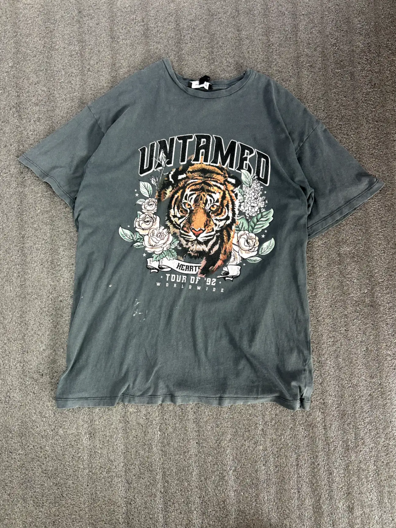 Newlook Untamed Tee - M