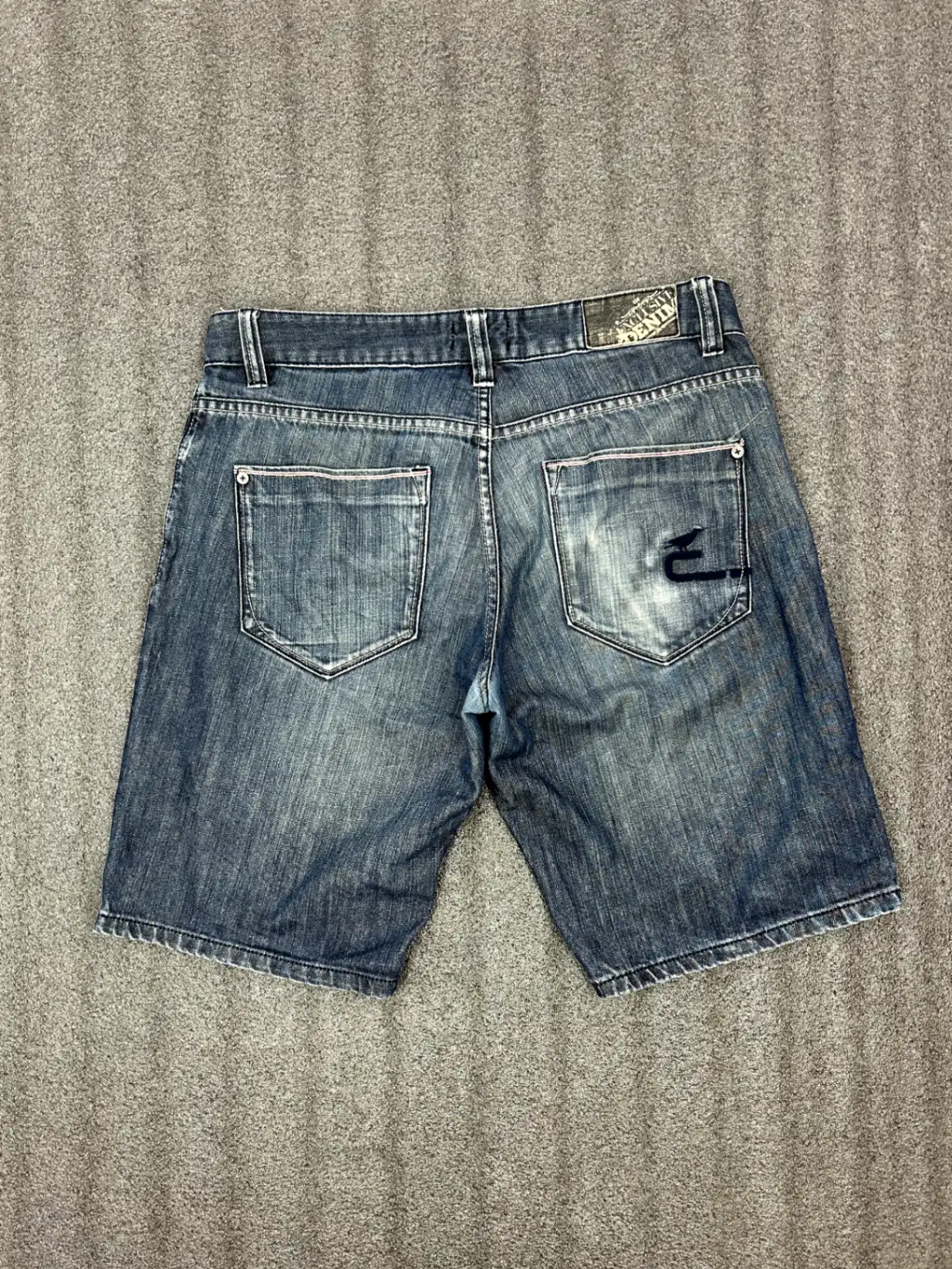 Vintage Exclusive Denim - 36 - hover view