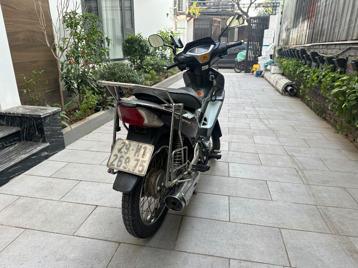 Honda  Future  3