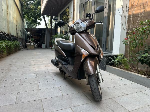 Honda  Lead  4