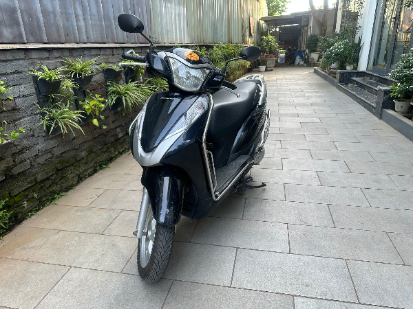 Honda  Lead  4