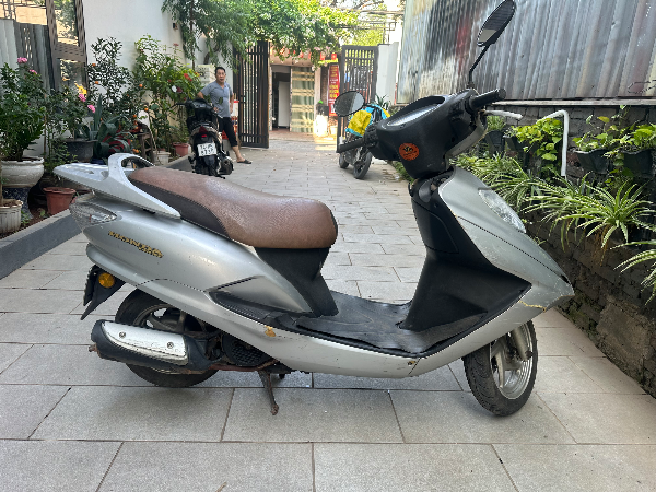 Honda  Lead 2