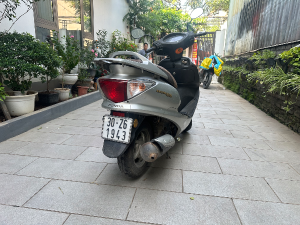 Honda  Lead 3