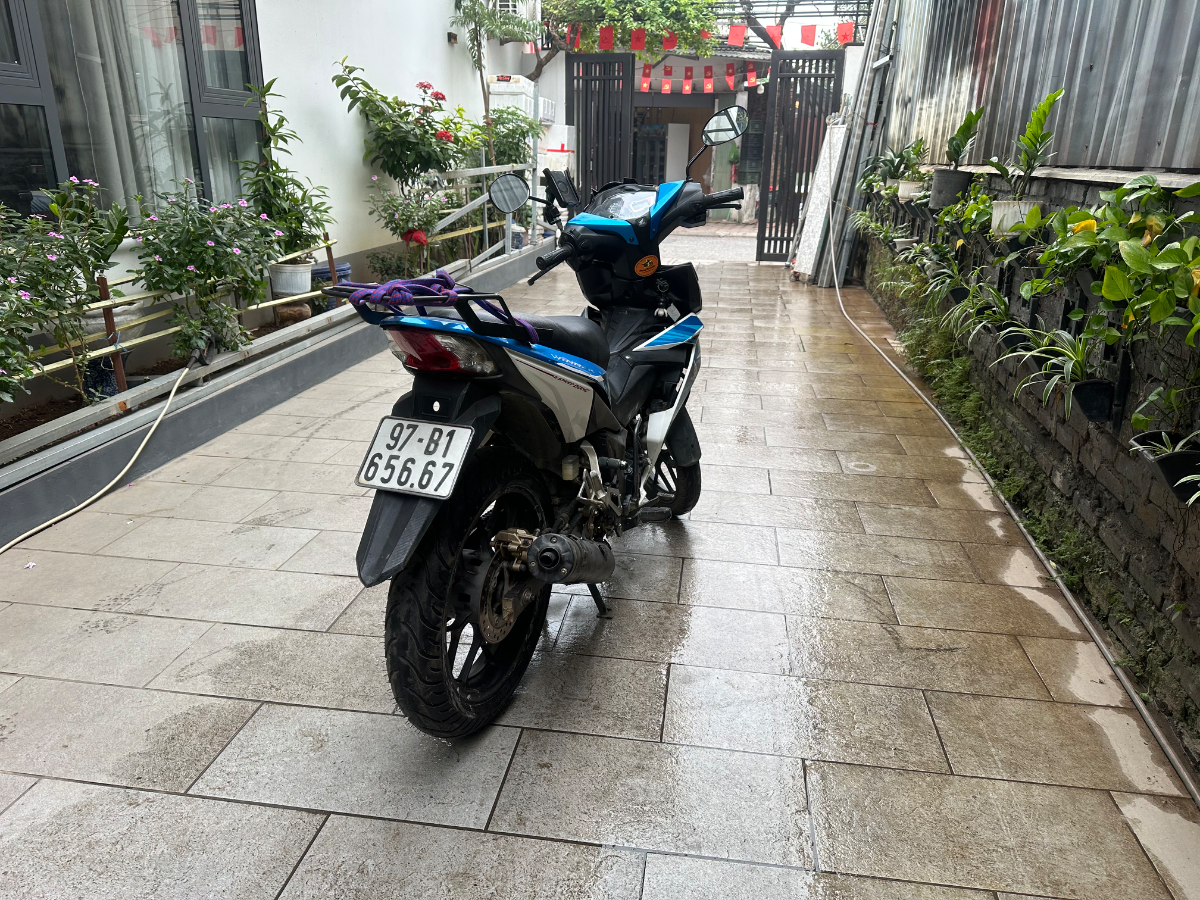 Honda  Winner  4