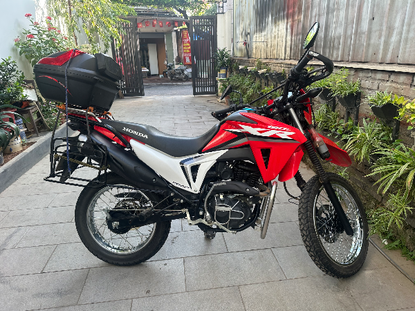 Honda  XR 190 2