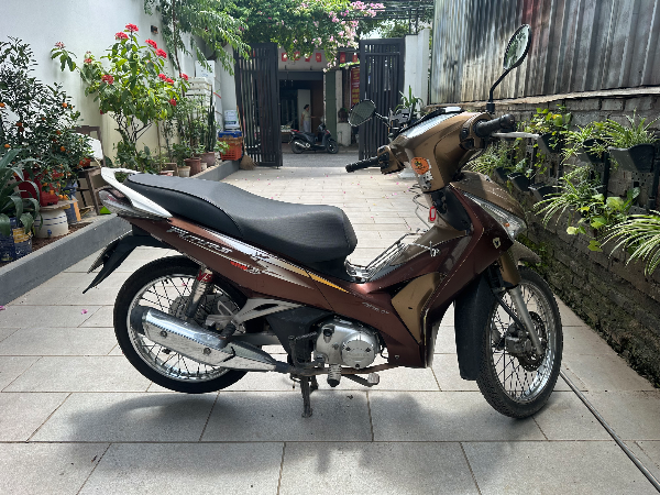 Honda Future  2