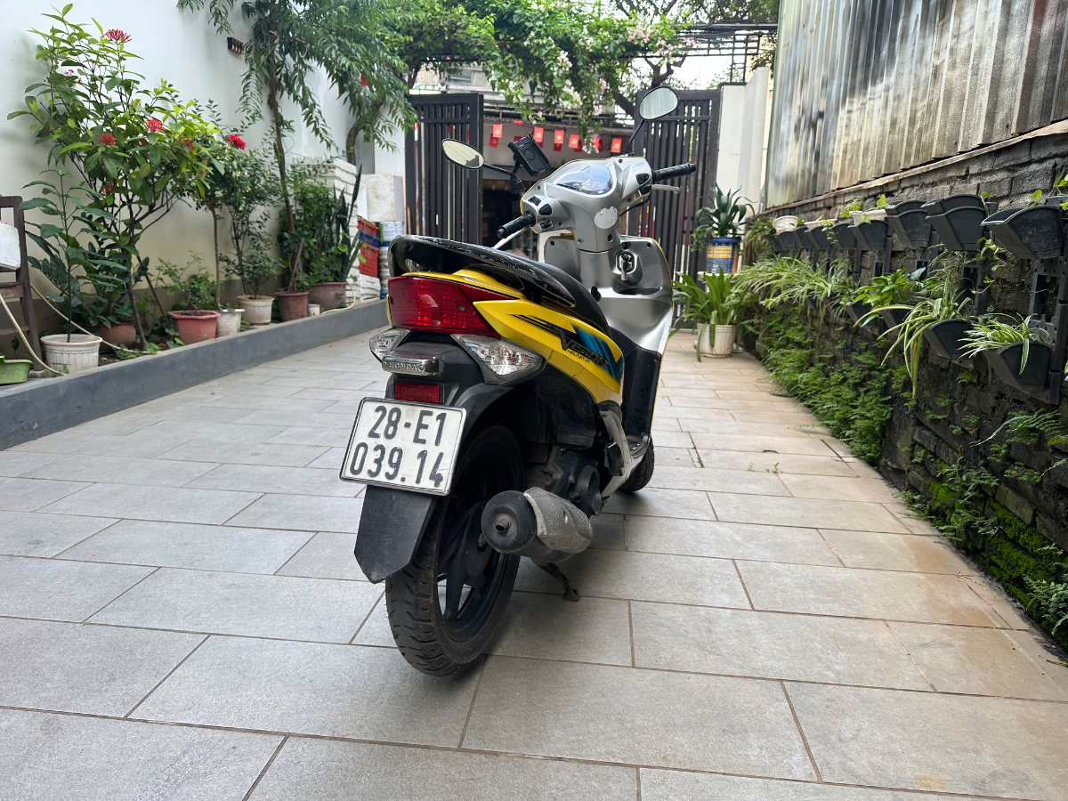 Honda Vision  4