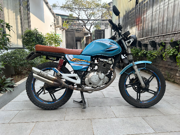 Suzuki  Customized Suzuki EN 2