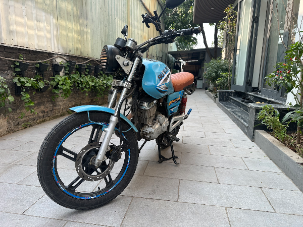 Suzuki  Customized Suzuki EN 3