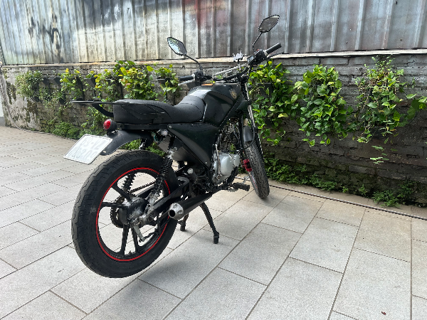 Suzuki 125 cc Suzuki 125 cc 3