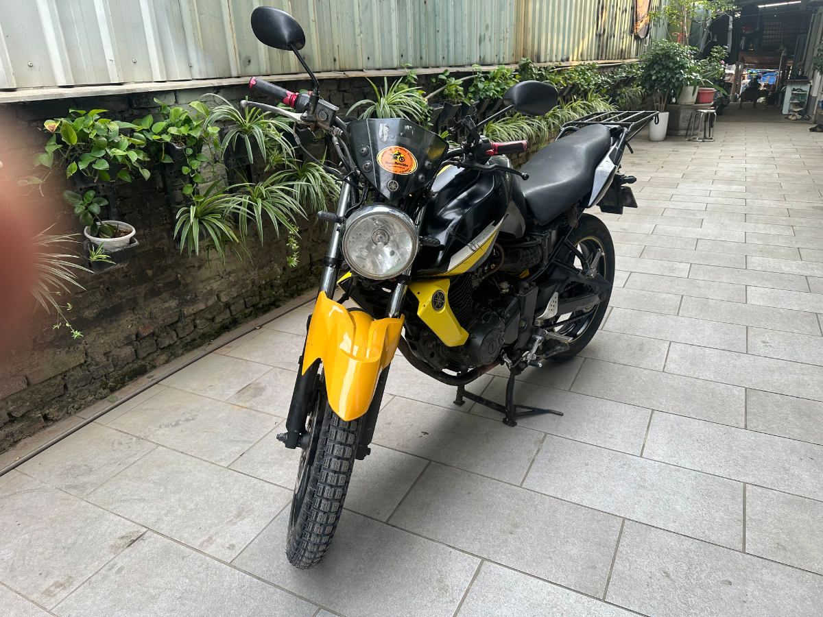 Yamaha  FZ 4