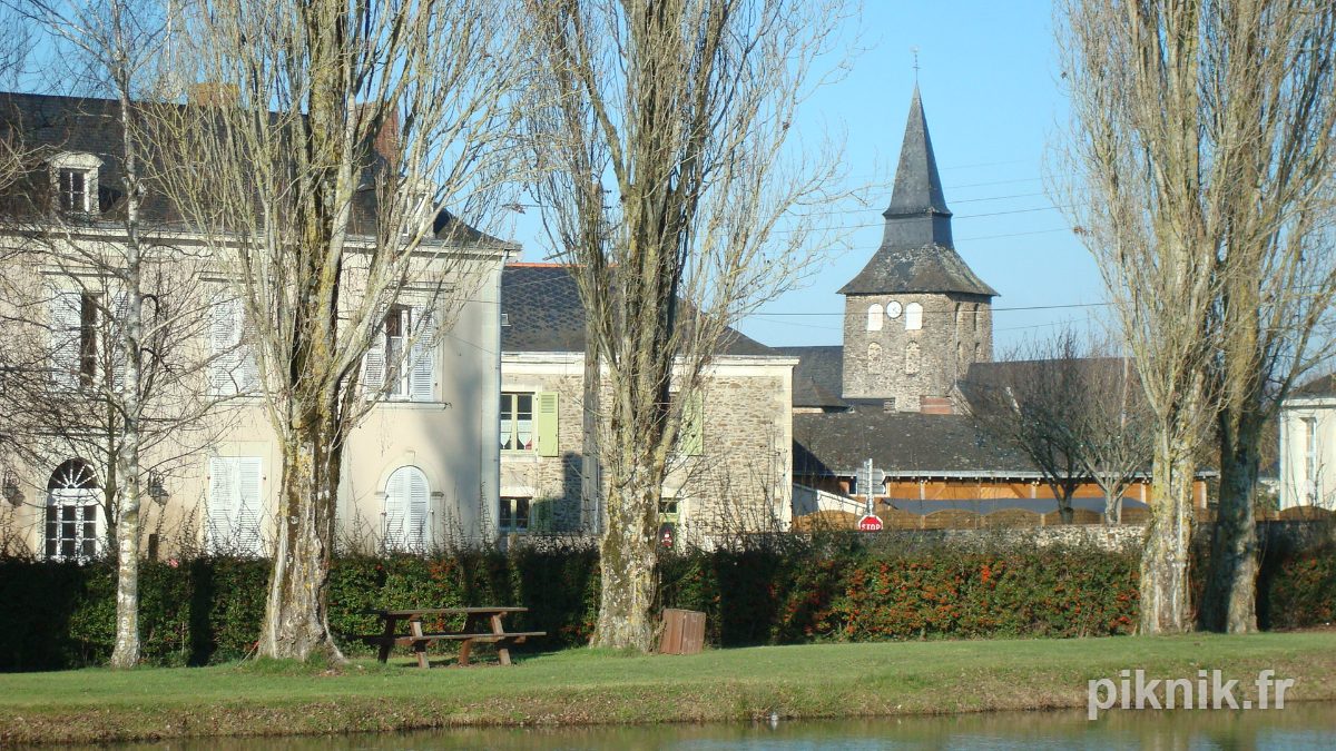 Jardin public de Fromentières