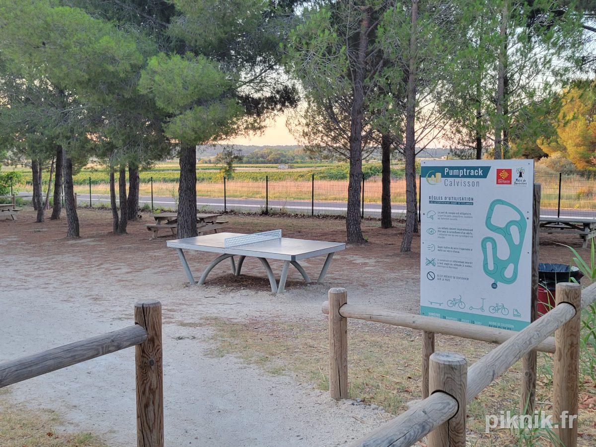 Aire de pique-nique Pump track de Calvisson