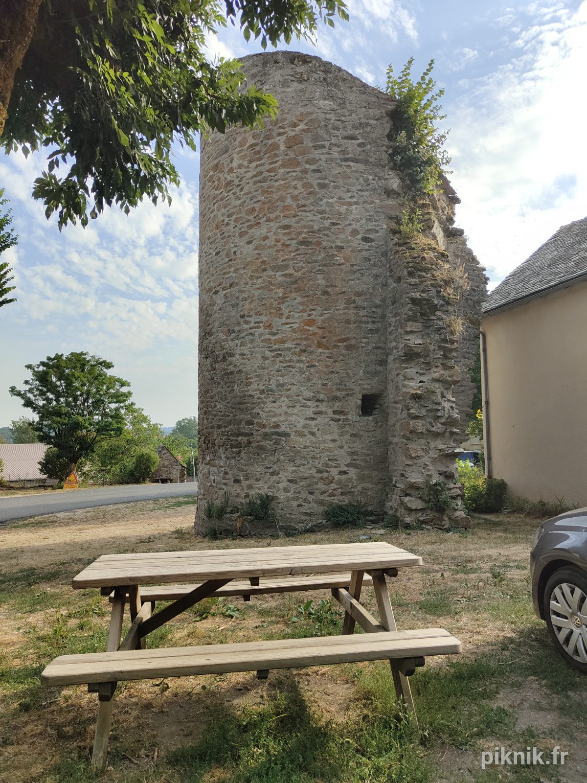 Aire de pique-nique Sauveterre de Rouergue