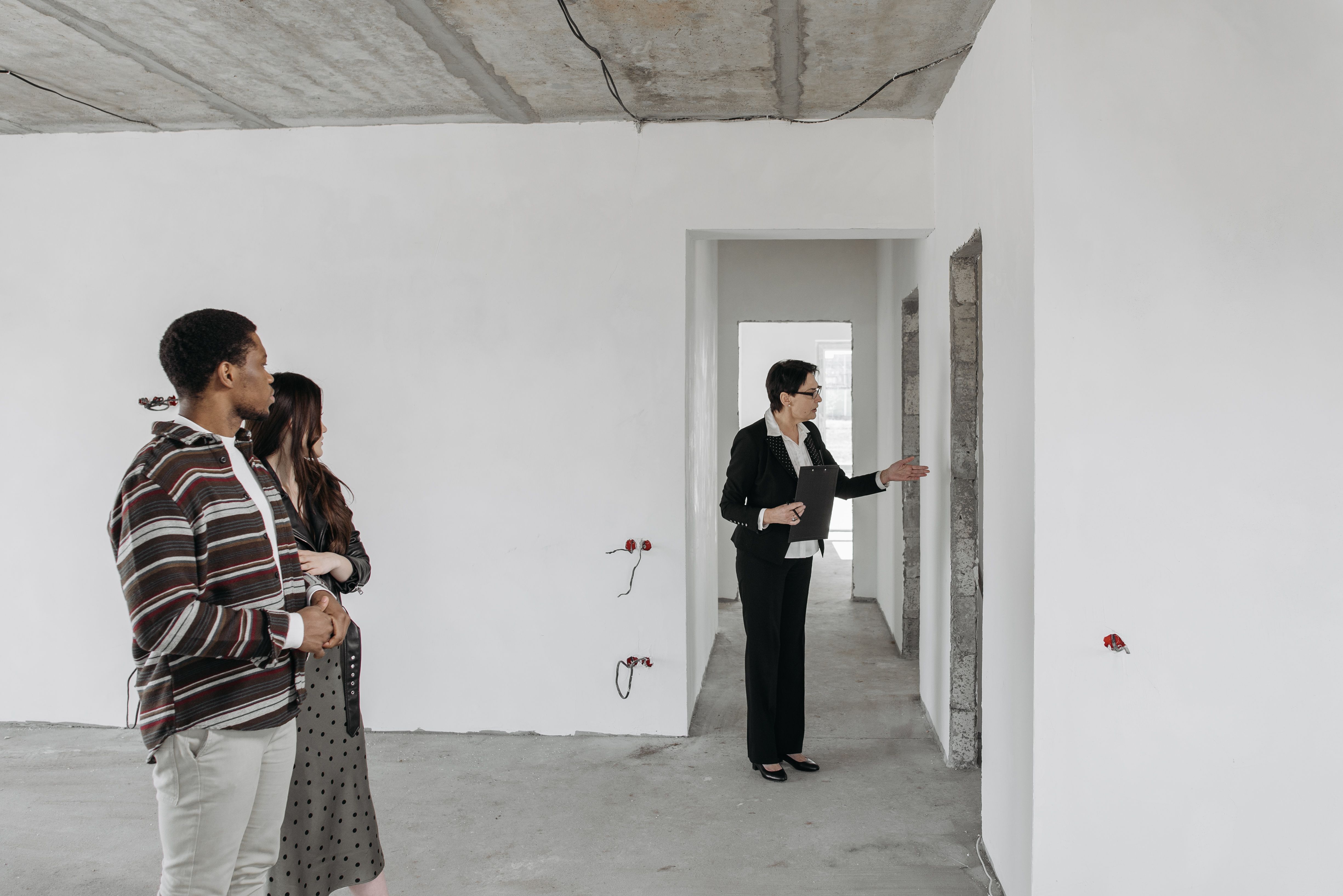 How Sole Selling Mandates Work in Pune: A Complete Guide for Developers and Property Owners