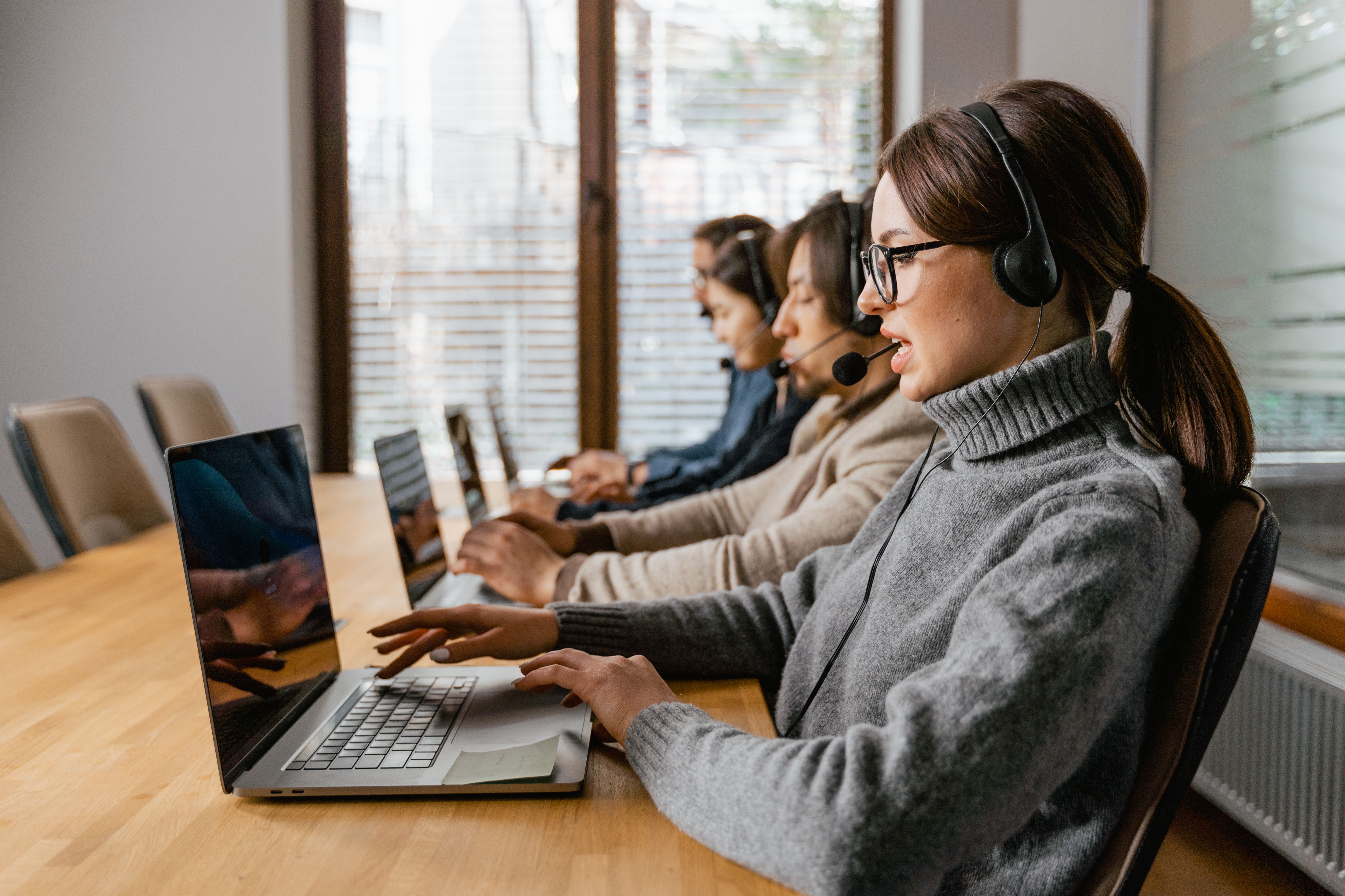 How Real Estate CRM Improves Lead Conversion — A Pinecliff Realty Perspective