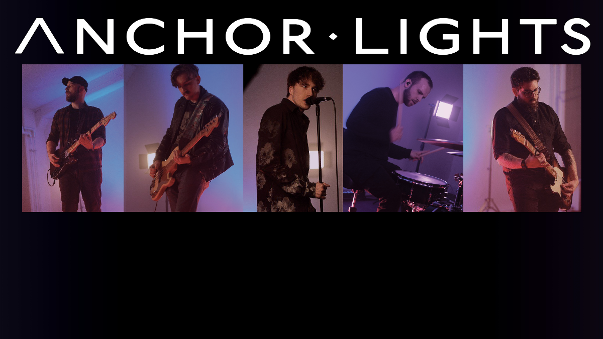 ANCHOR LIGHTS