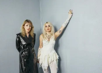 Lambrini Girls – Spilt