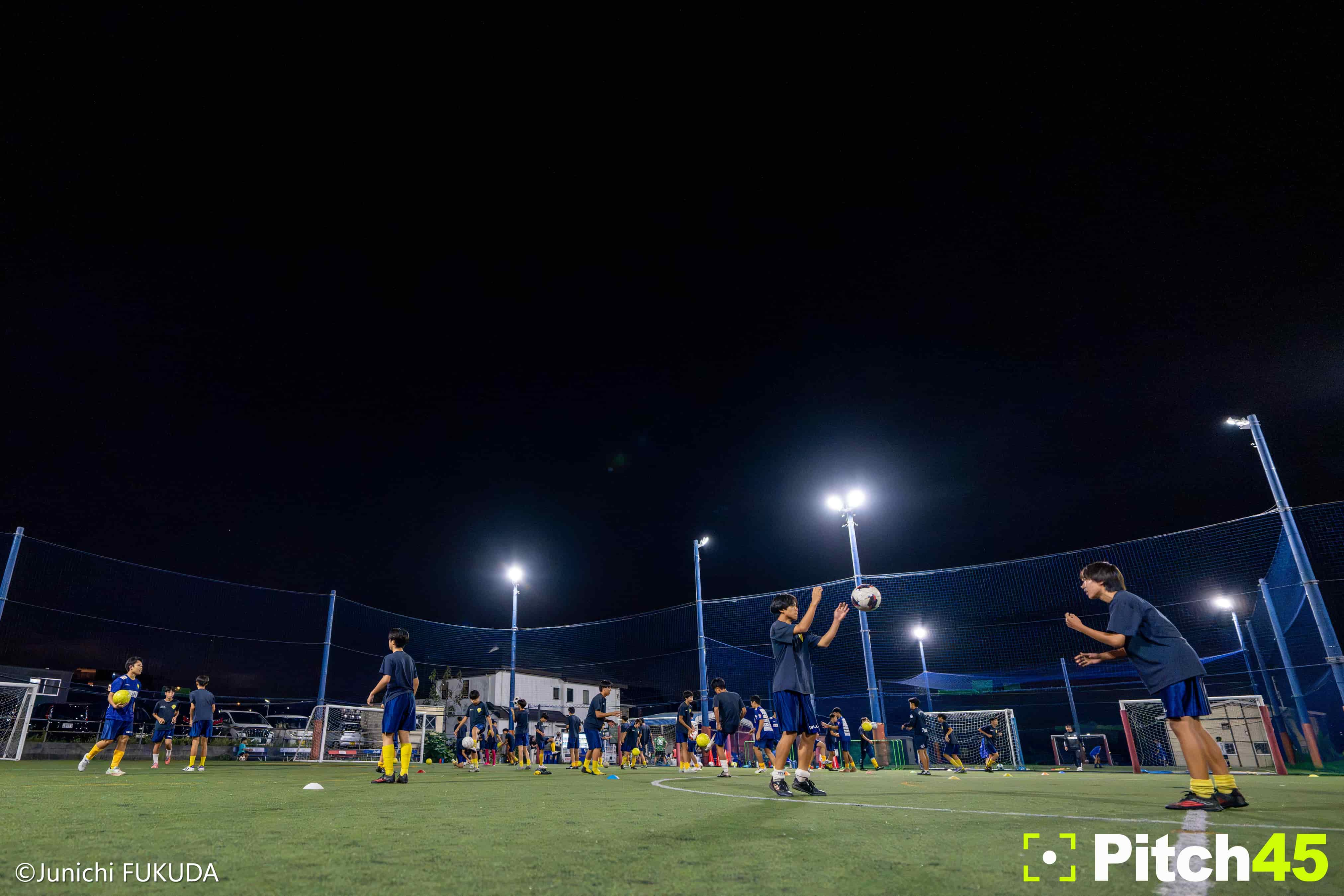 エストレーラFC photo 1