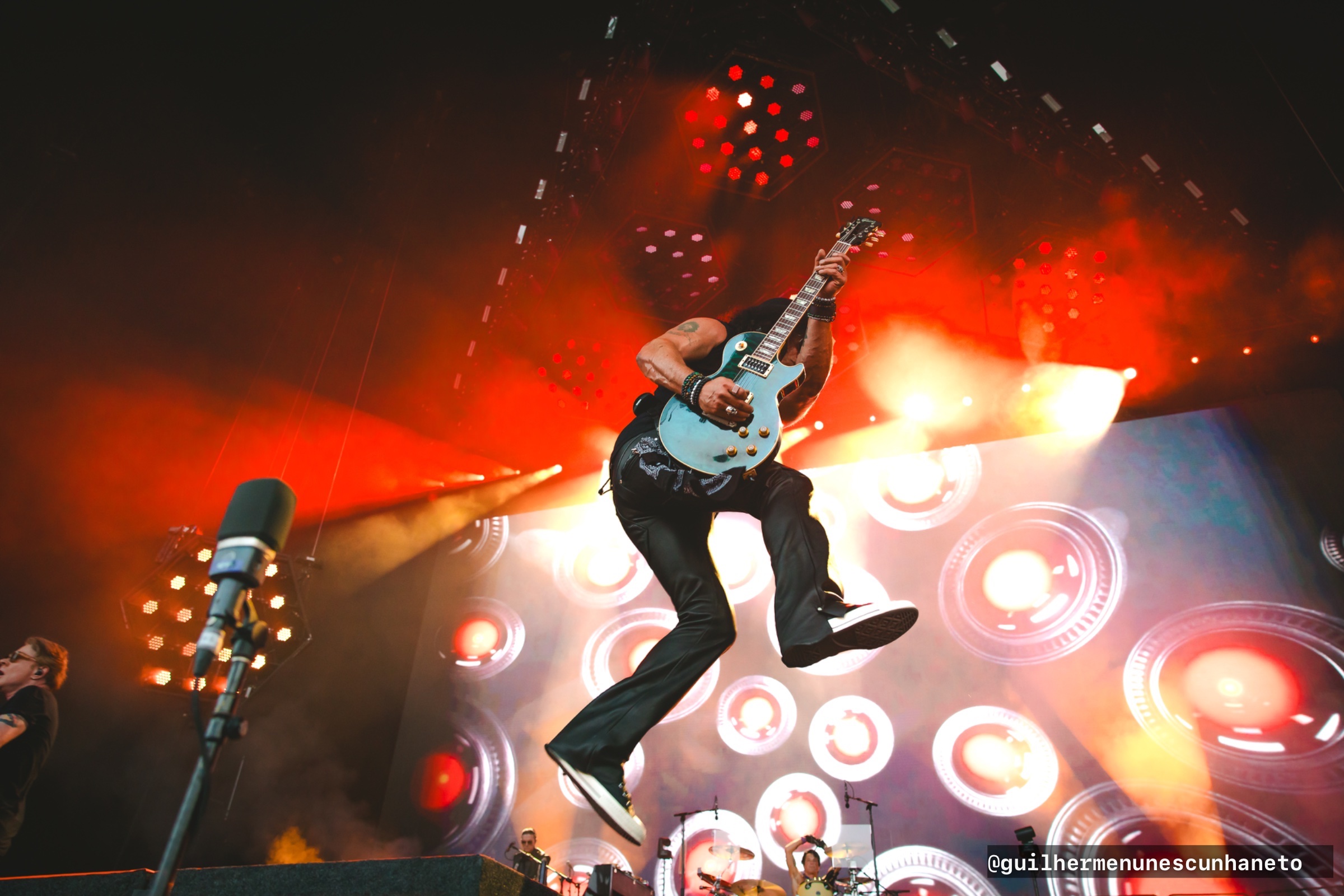 Guns N' Roses · Mystic Lake Amphitheater · 2026-08-08T21:00:00-03:00