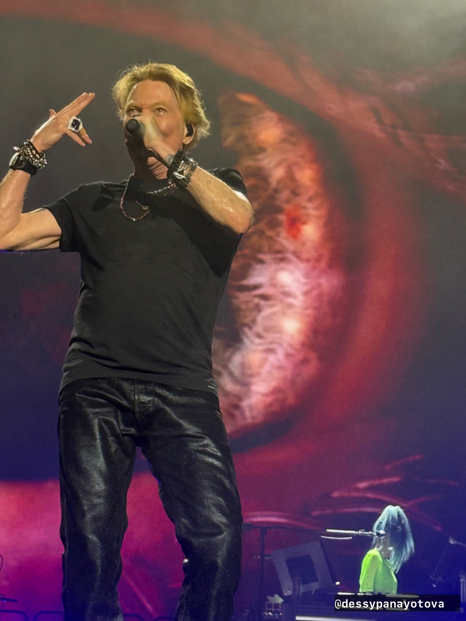 Guns N' Roses · Visarno Arena · 2025-06-12T21:00:00-03:00