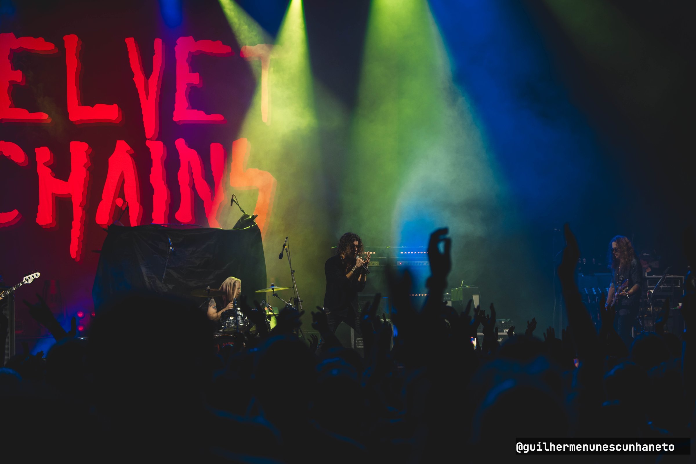 Velvet Chains · Espaço Unimed · 2024-01-31T21:00:00-03:00