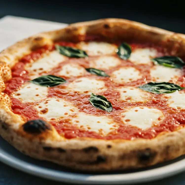 Margherita pizza 2