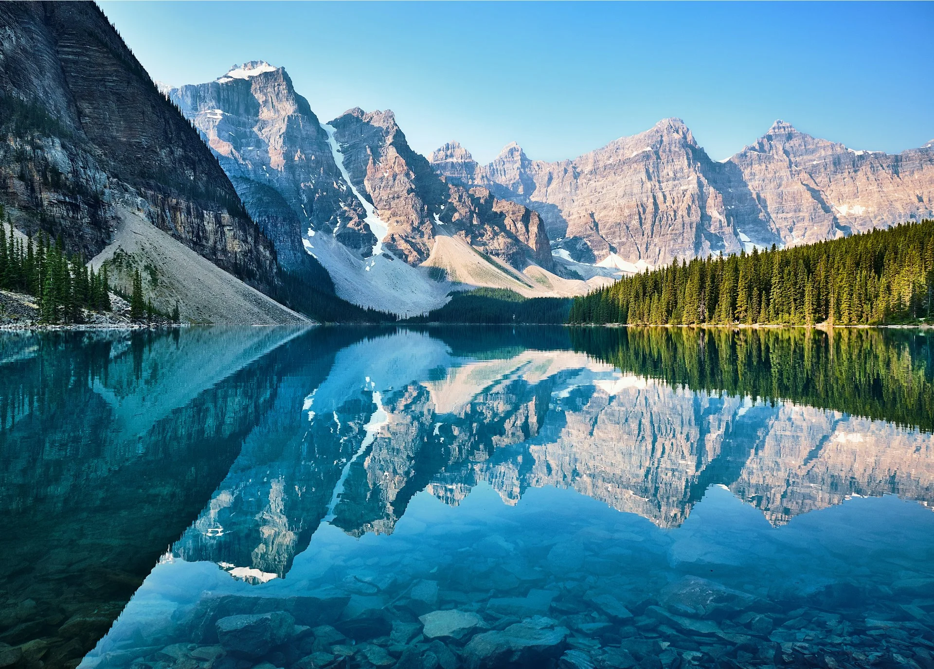 5 Incredible Lakes in Banff Every Photographer Should Visit