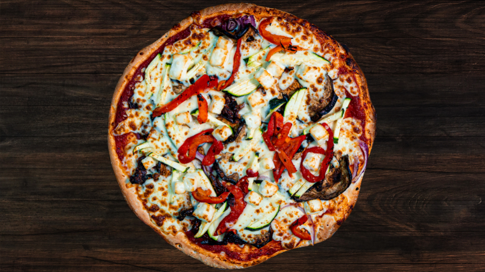 A Tunisian vegetarian pizza