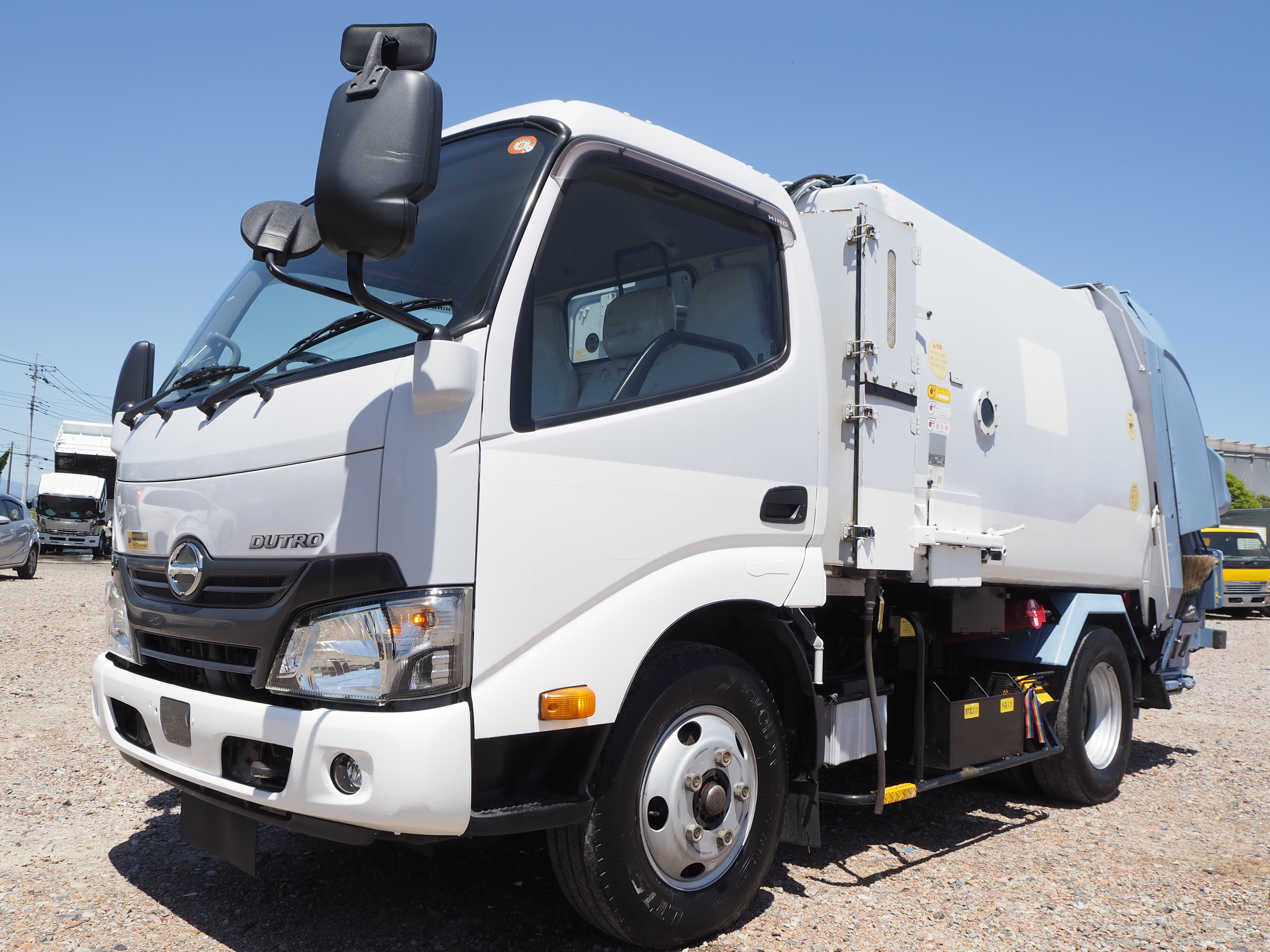 日野 デュトロ 塵芥車